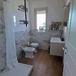 דירה Cozy Flat In רומא