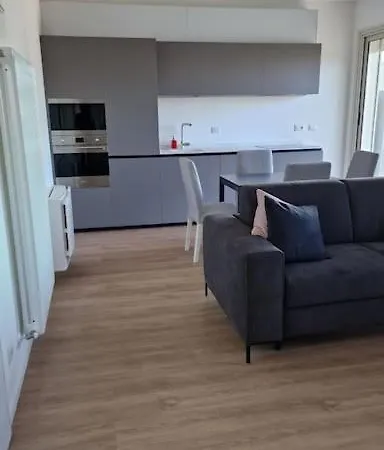 Cozy Flat In *