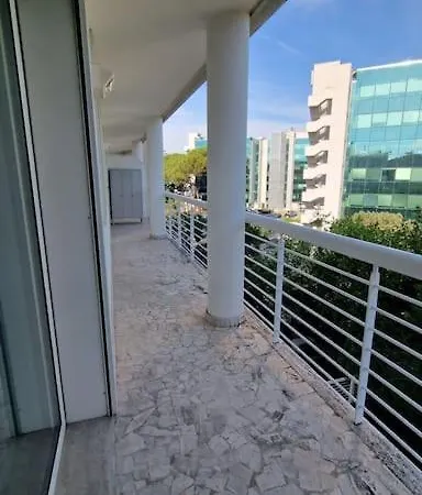 Cozy Flat In Apartment *